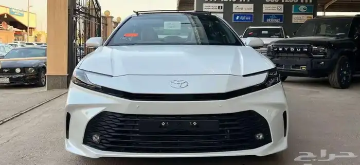 تويوتا كامري LE هايبرد 2025 كاش واقساط 3