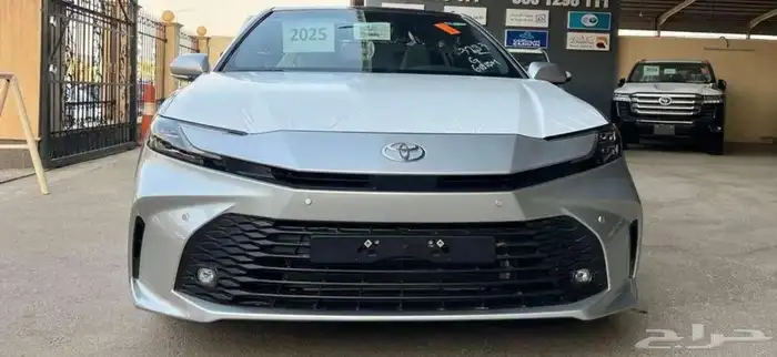 تويوتا كامري LE هايبرد 2025 كاش واقساط 16