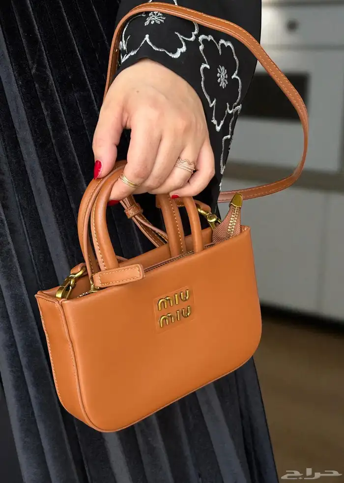 شنط هاي كواليتي ميو ميو 20