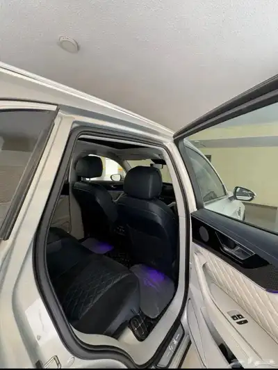 HONGQI HS5 Deluxe Pro 2022 Gold Color index