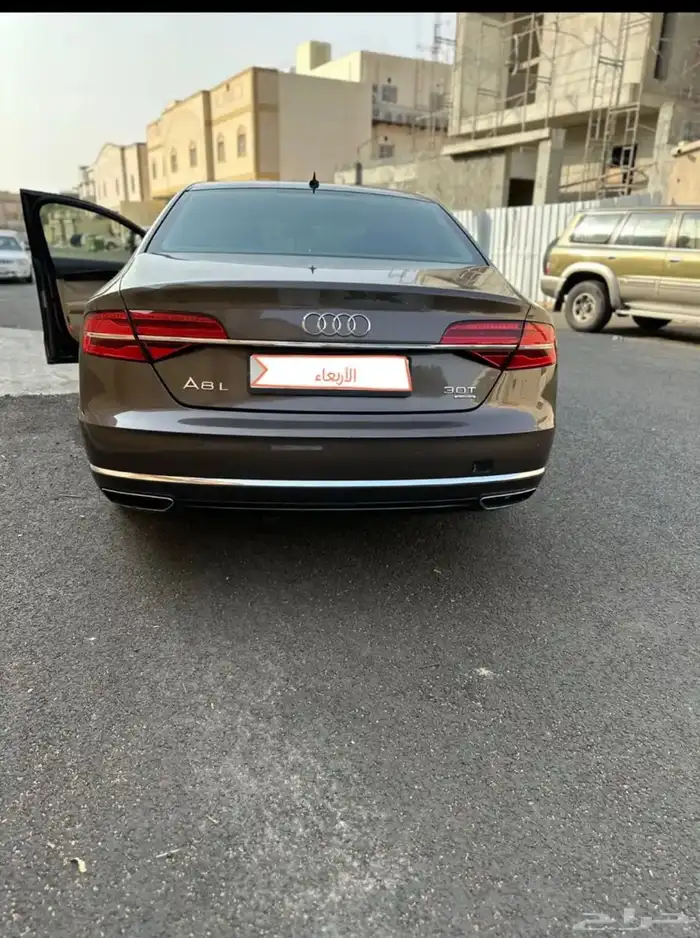 اودي 2015 A8L 0