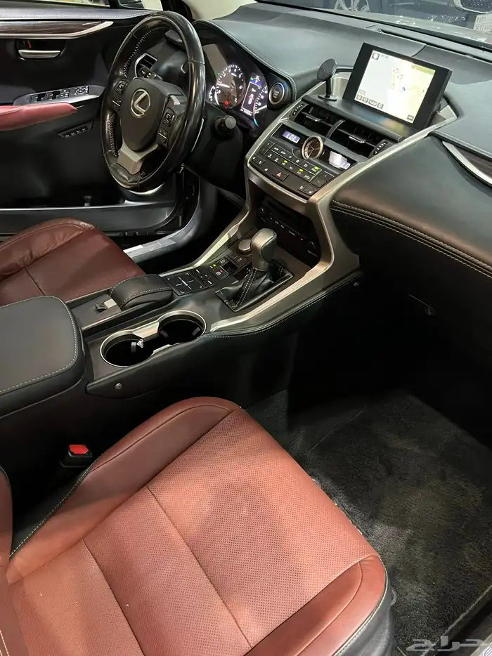 لكزس NX200 BB 2016 ( الوكيل عبداللطيف جميل ) 7