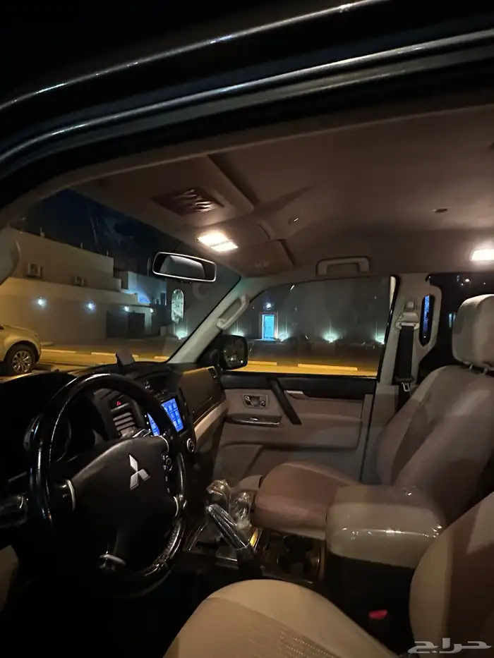 ميستوبيشي باجيرو 2014 قمة النظافة 15