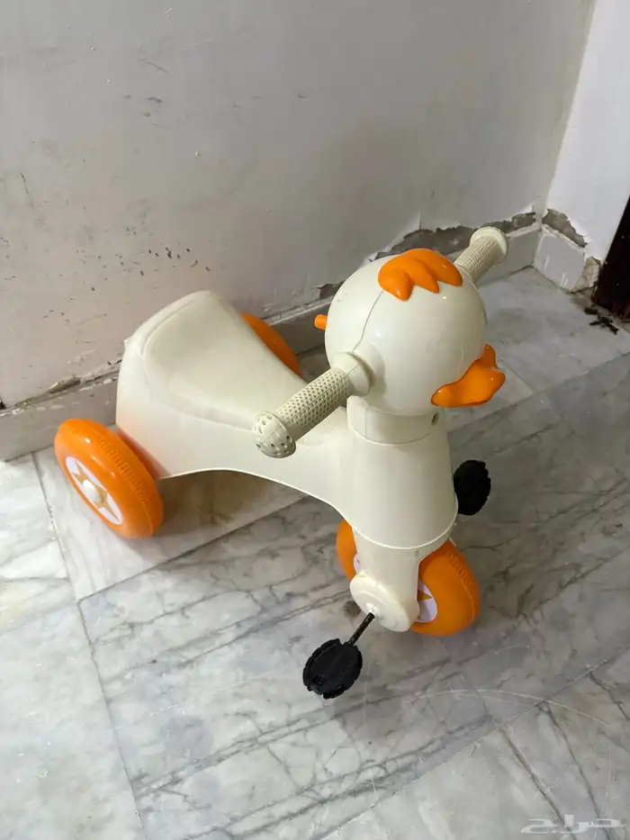 للبيع مكيف ال جي و ألعاب 6