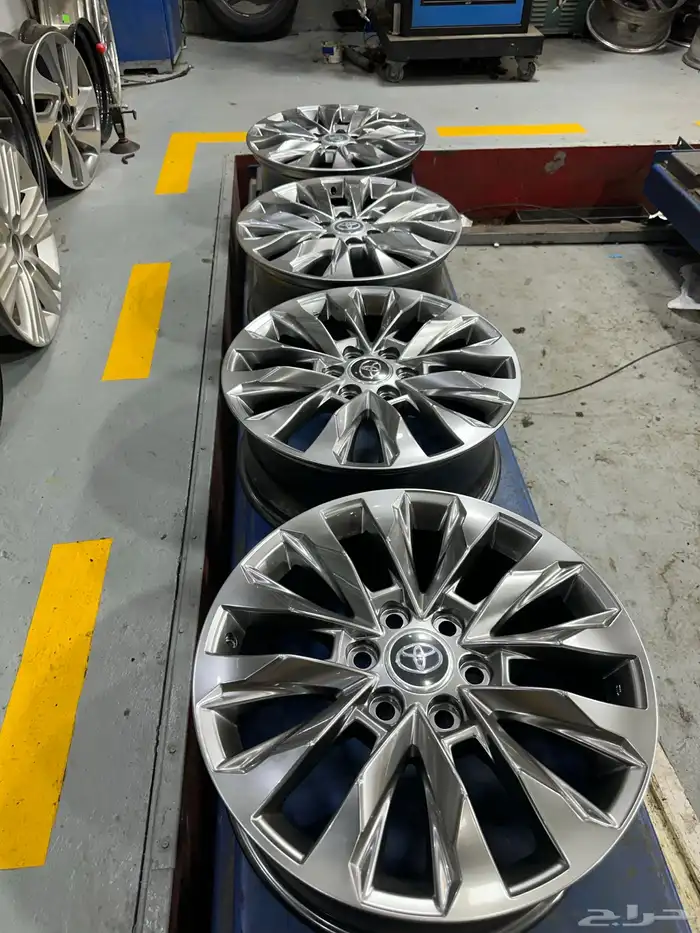 جنوط لاندكروزر 2023 مقاس 20 أصلي وكالة 7