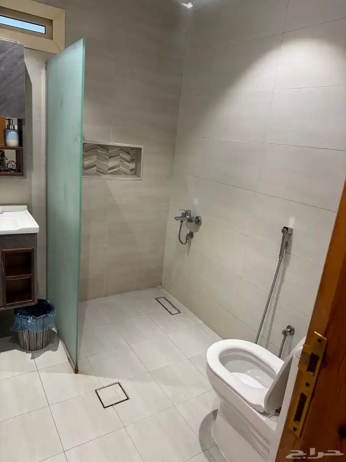 شاليه تتقبيل عقد طويل 6