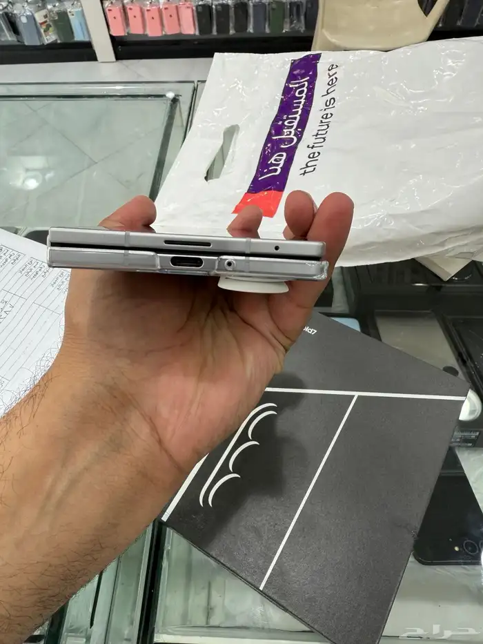 زي فولد 7 512 سلفر 3