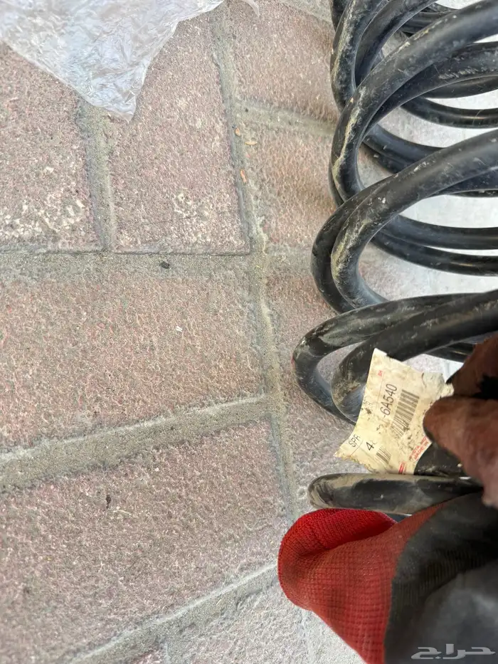 قطه لاندكروزر 12