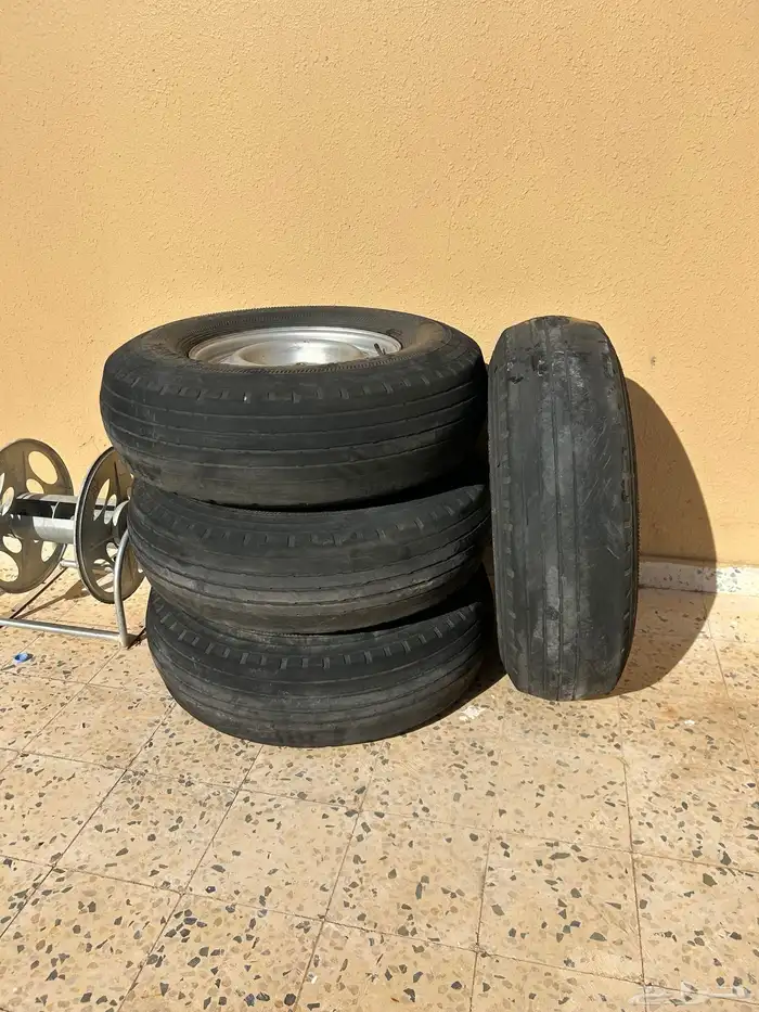 كفرات مع جنوط بالون 12