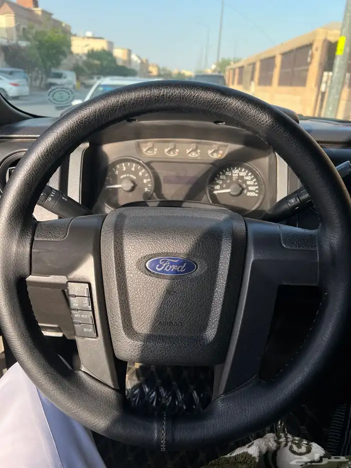 فورد F150دبل بدي في قطعتين رش رفوف وباب مكينه وجير مشاءالله 9