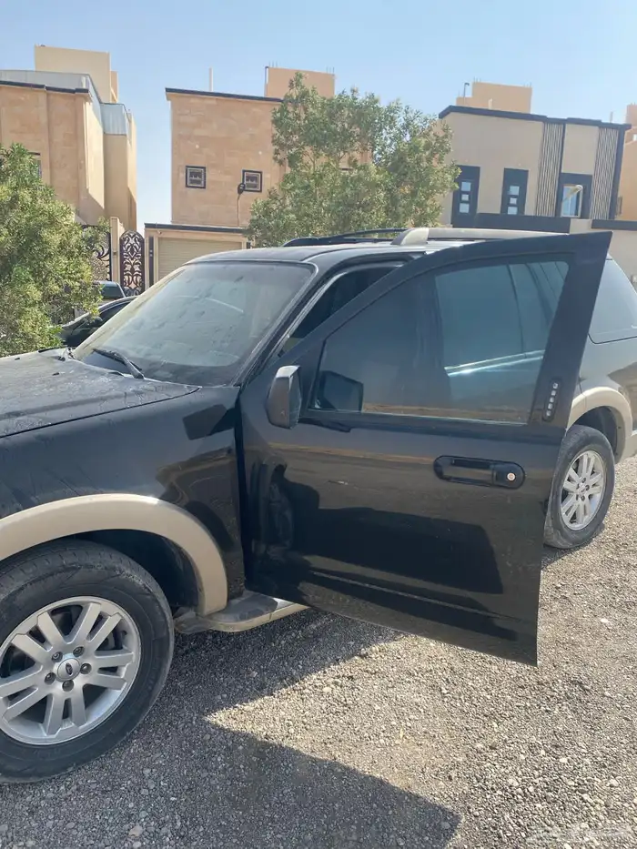 اكسبلورر 2009 للبيع وحد 7000 الاف 3