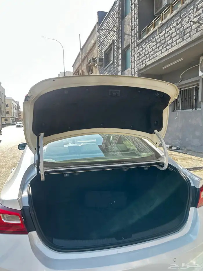 سيارة ماليبو شيفروليه نضيفه جدا جدا 11