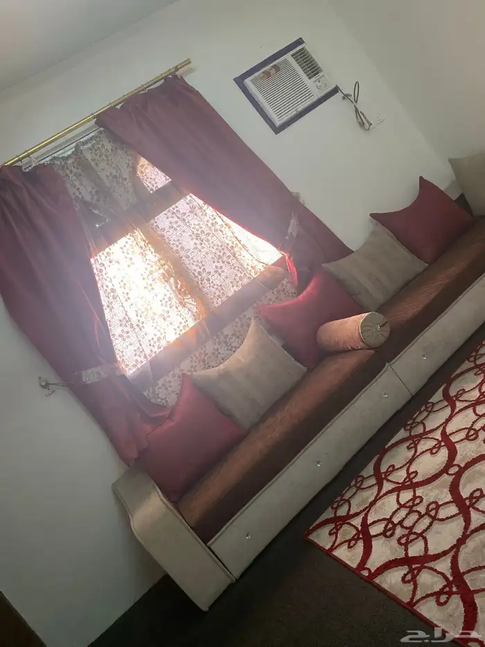 كنب مستخدم نظيف 1