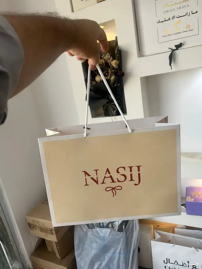 اكياس للعبايات ليبل قماش تطريز ورق تغليف كروت لوقو جلد 31