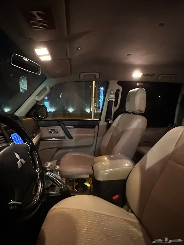 ميستوبيشي باجيرو 2014 قمة النظافة 12