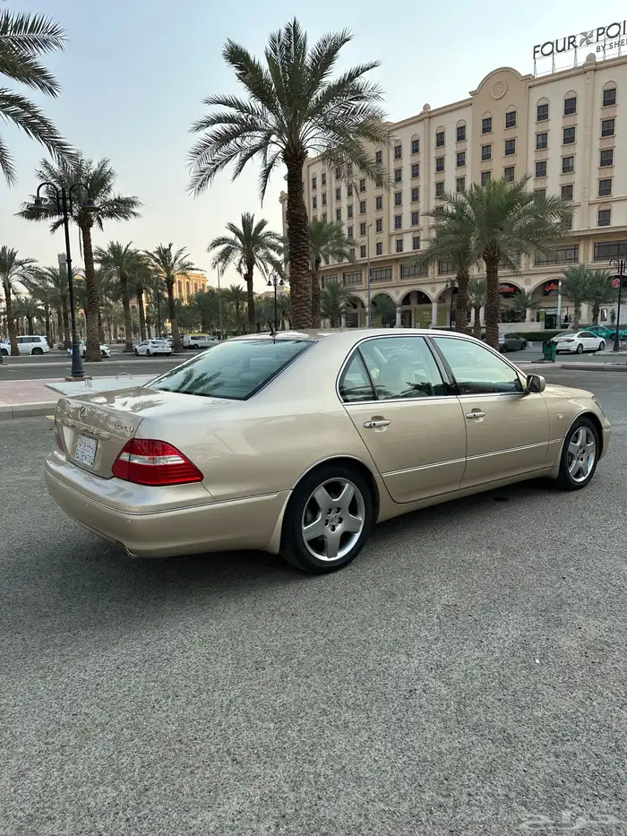 لكزس 430 2005 مخزنه 5