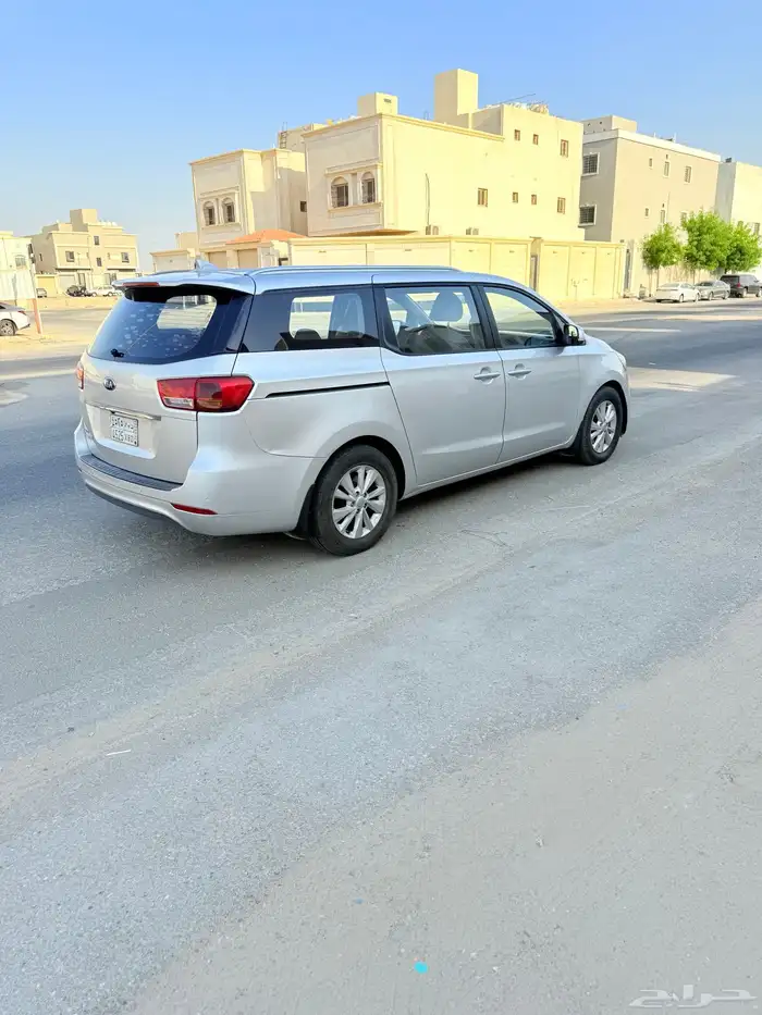 كيا كارنفال 2016 3