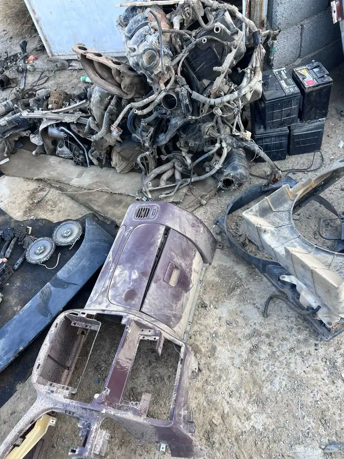 قطع غيار منوع للبيع كامل او تغريد 5