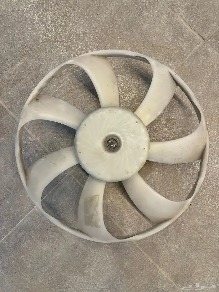 دينمو مروحة تبريد تويوتا يارس 2022 اصلي مستعمل 1