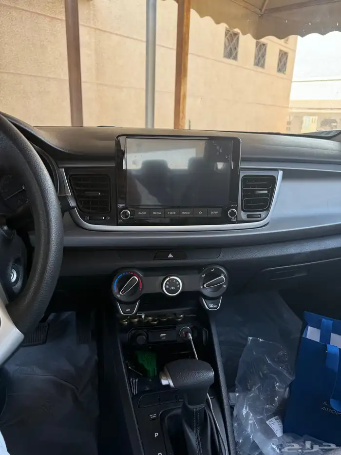 للبيع كيا ريو مديل 2022 10