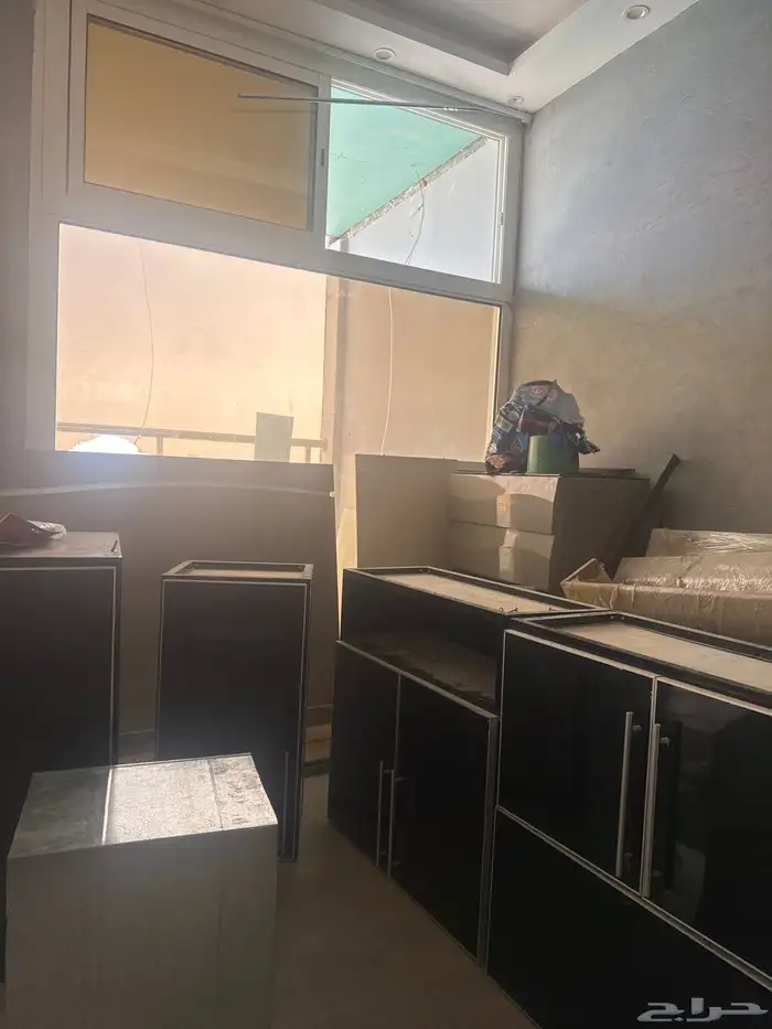 مكيفات وماطور مسبح وكهرباء وسباكة للبيع 3