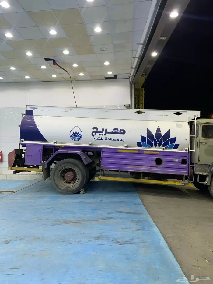 تانكي عايدي بوز نضيف قواطع سالم الصدا والشقوق 0