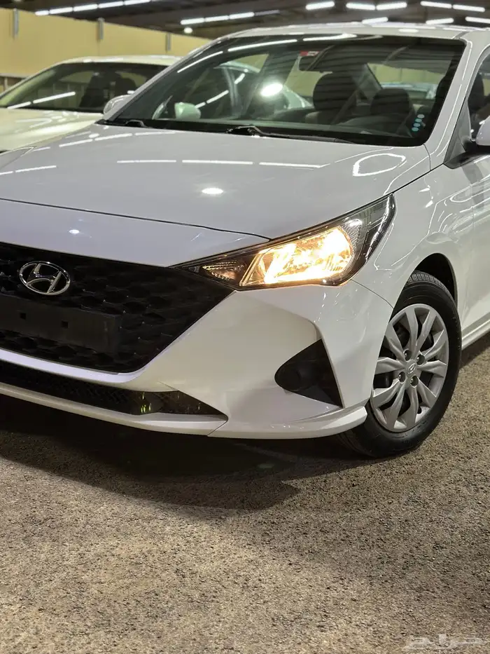 هيونداي اكسنت 2023 1.6 وكالة 4