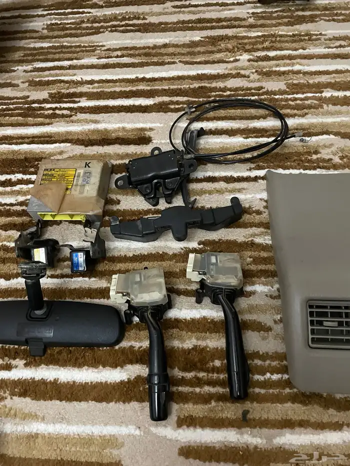 قطع كامري من مديل 2003الى 2006 10