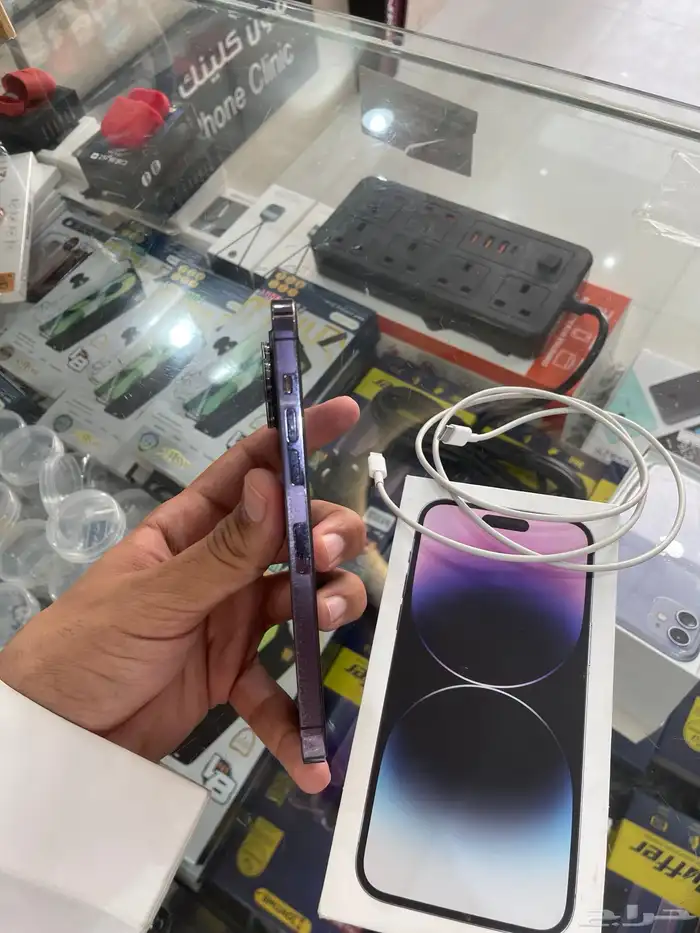 ايفون 14 برو ماكس نظيف 1