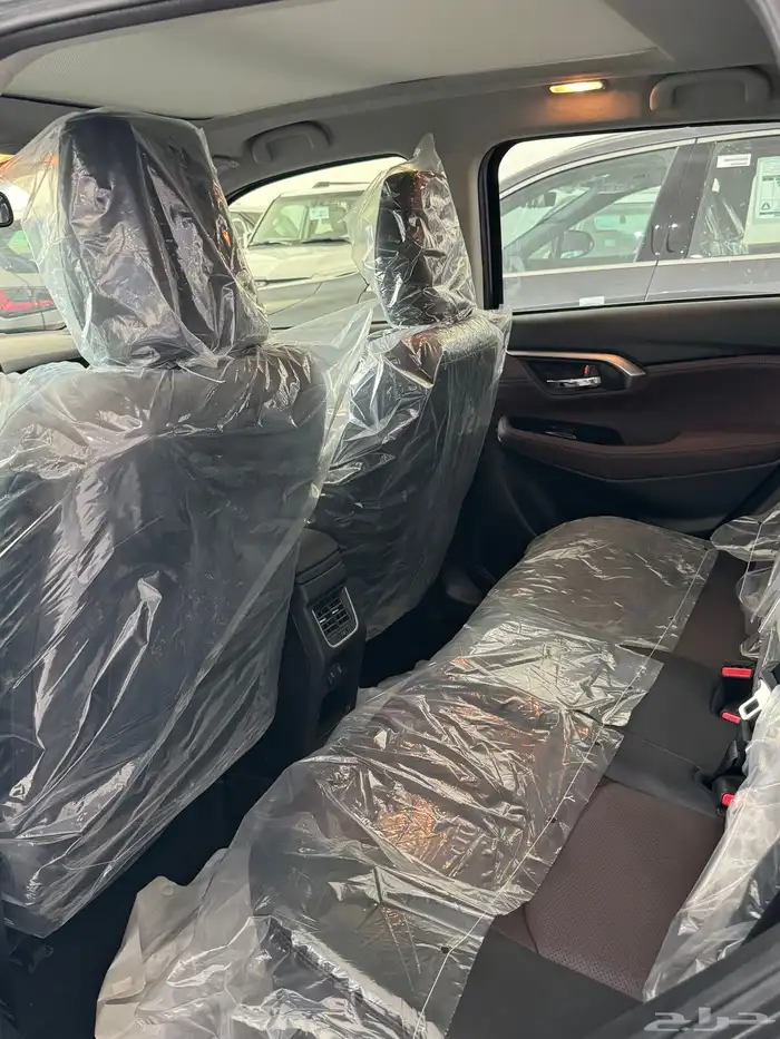 تويوتا اوربان فل كامل 2025 7