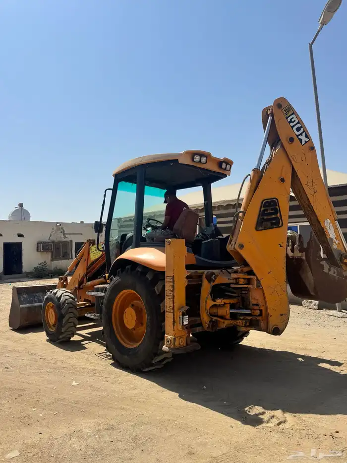 عرجاء  jcb باكهول 3cx بريطاني 2005 للبيع 3