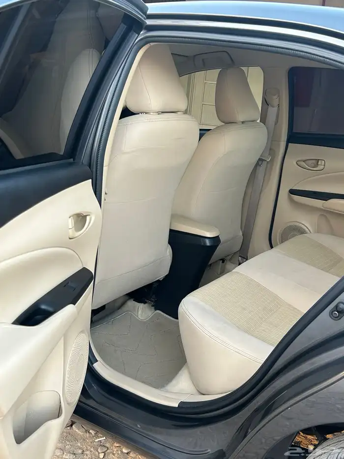 تويوتا يارس 2021 ممشى قليل 7