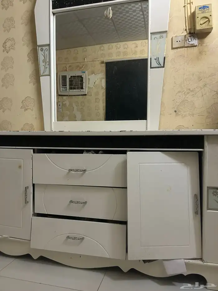 غرفة نوم للبيع 1