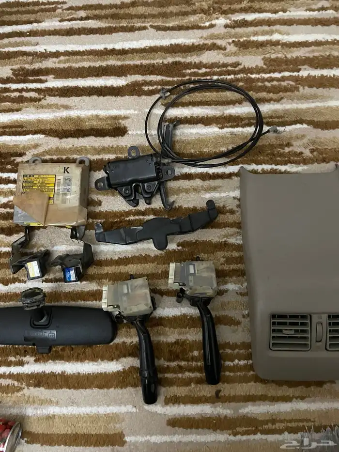 قطع كامري من مديل 2003الى 2006 8