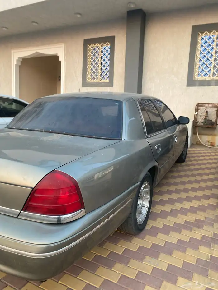 فورد كراون فكتوريا 99 للبيع او البدل 2