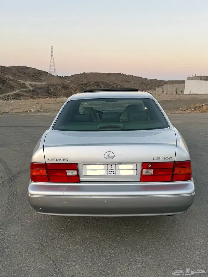 لكزس LS400 11