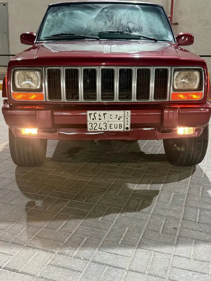 جيب شروكي للبيع 2001 الأستماره والفحص جديد السعر 20 ألف 6