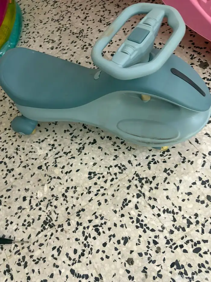 للبيع مكيف ال جي و ألعاب 8