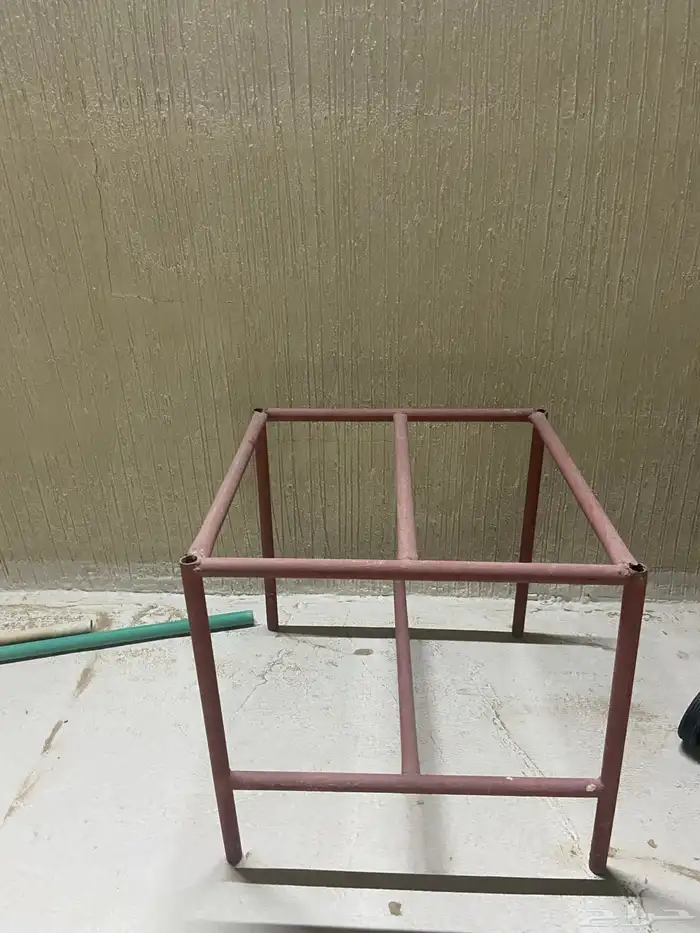 قاعده لحمل خزان مياه البيذر او اي غرض اخر 0