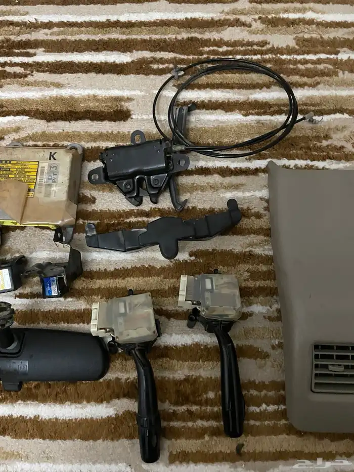 قطع كامري من مديل 2003الى 2006 7