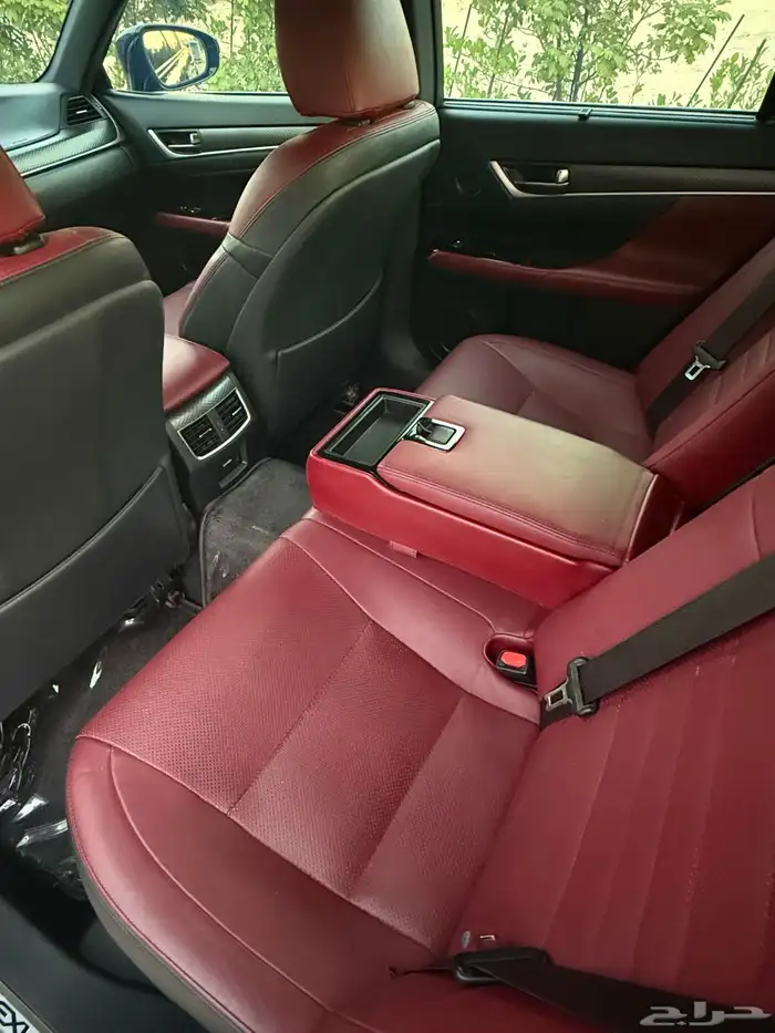 للبيع لكزس GS F 2017 مالك أول نظييف 17
