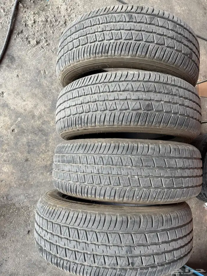 كفرات دنلوب مقاس 265 55 20 للبيع مستعمل نضيفة 1