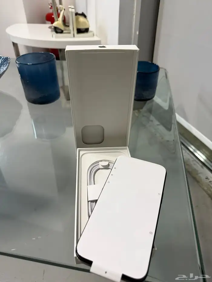 ايفون 16 برو ماكس eSIM 4