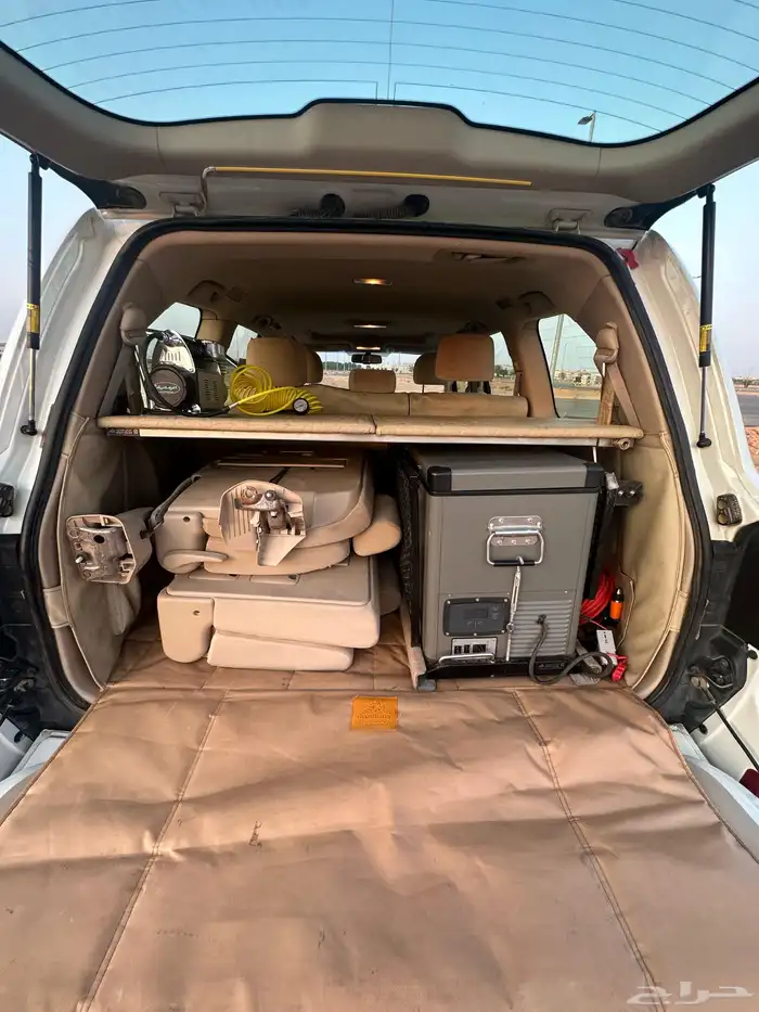 لاندكروزر 6