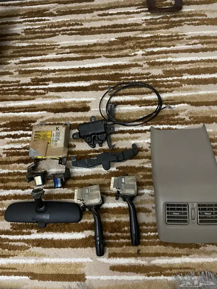 قطع كامري من مديل 2003الى 2006 18