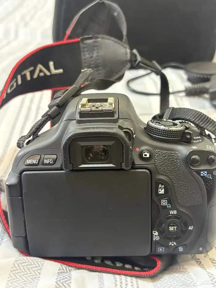 كاميرا كانون D 600 للبيع 2