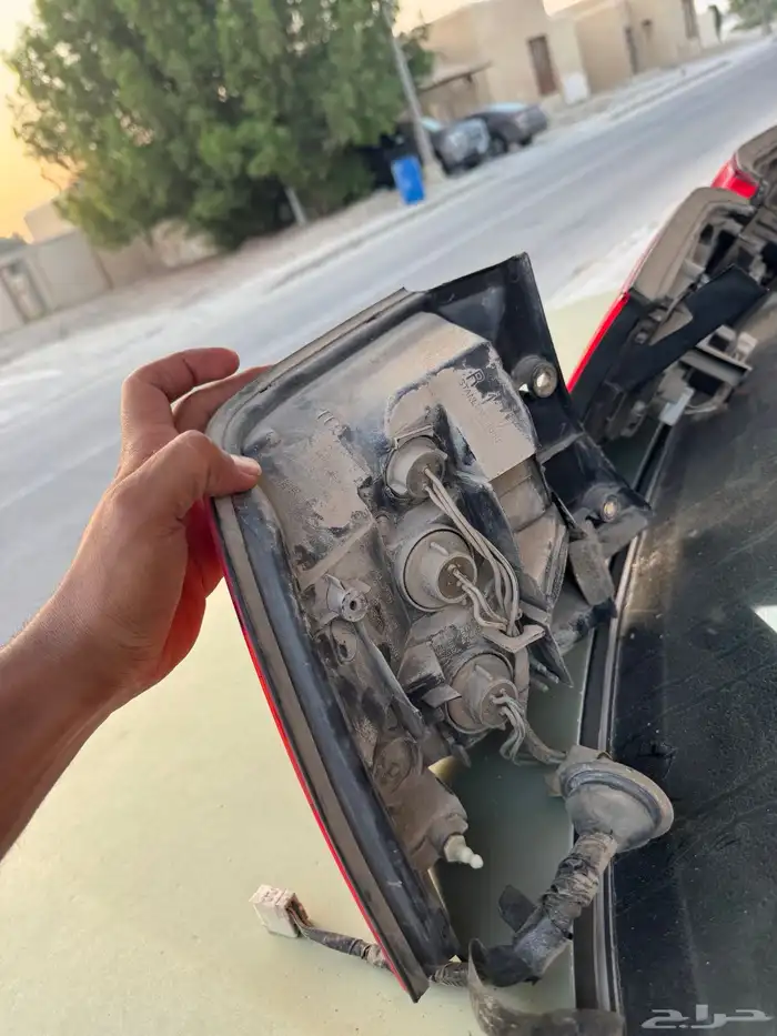 قطع غيار أنور خلفيه ل لكزز LS400 10