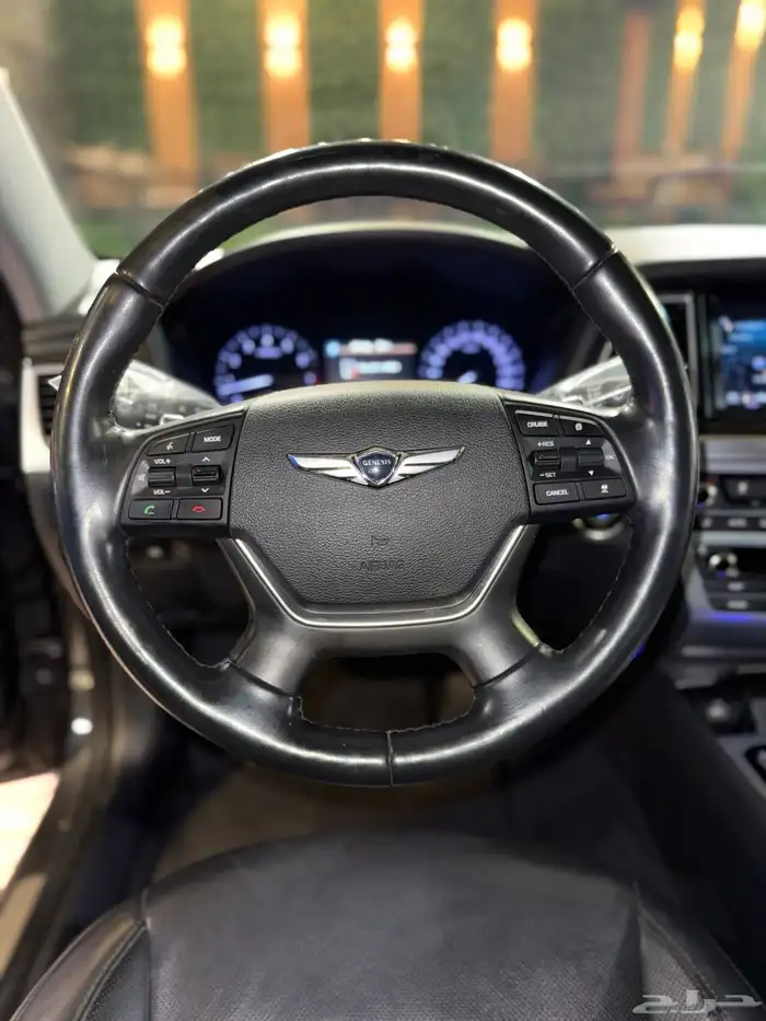 جنسس ((2020))G80بحاله ممتازه 13