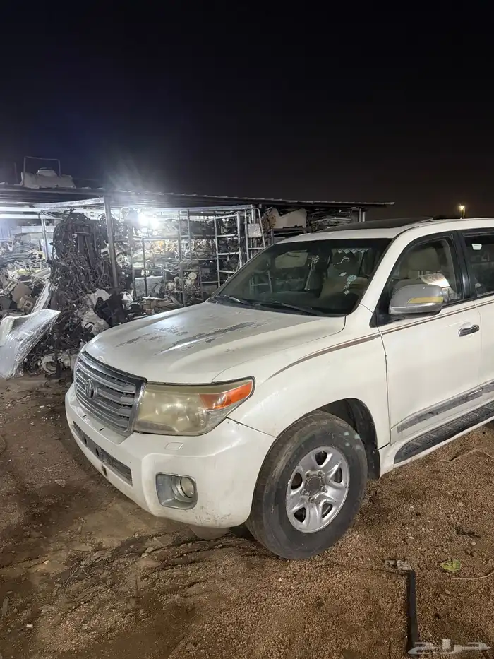 قطع غيار لاندكروزر 2018 -2008 15