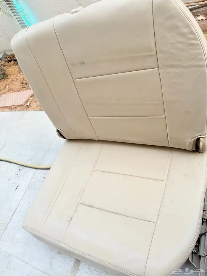 قطه لاندكروزر 8